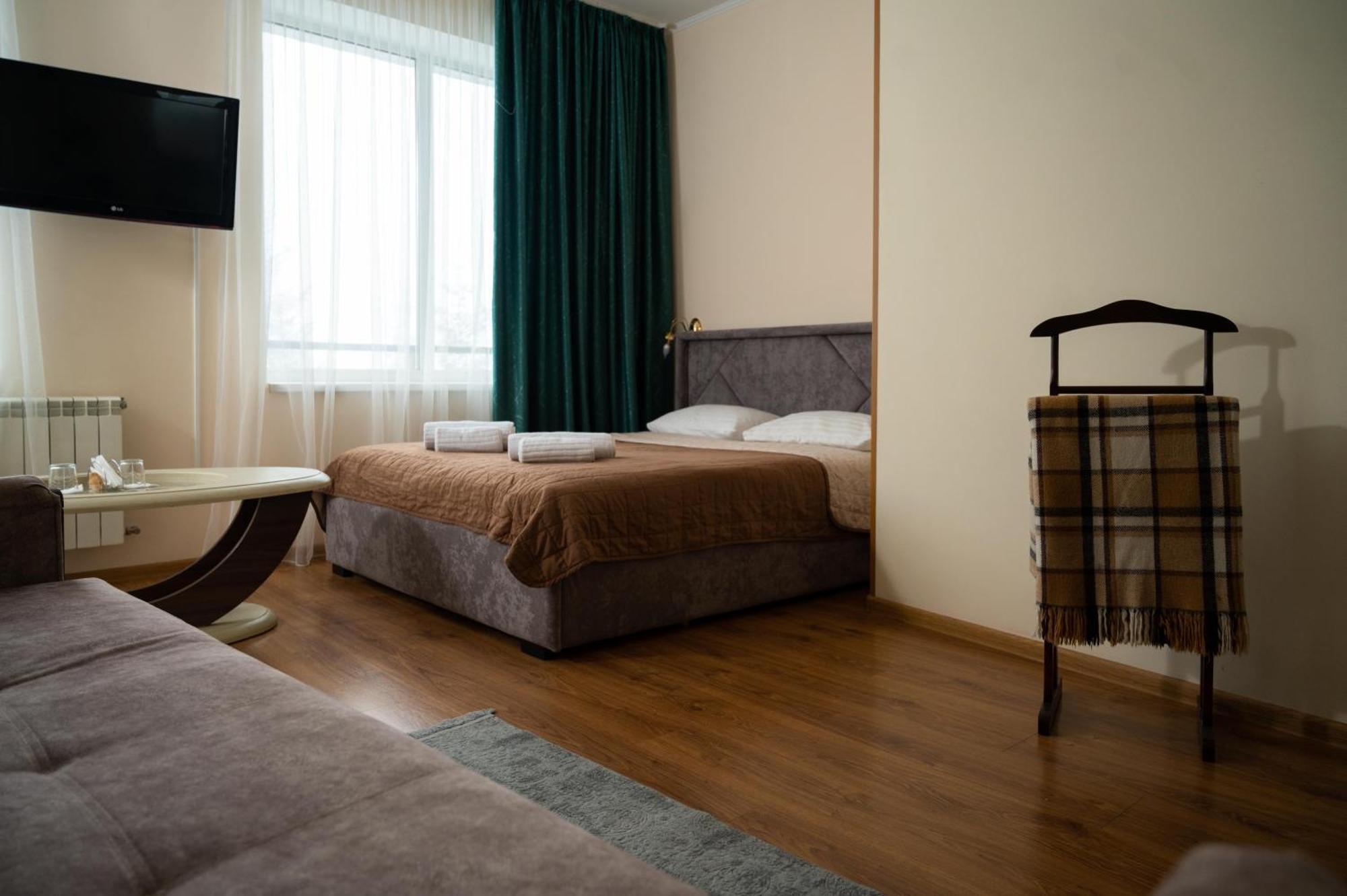Kamyanka Hotell Mizhhirya  Eksteriør bilde